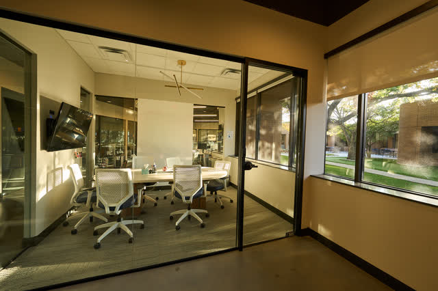 Meeting room overlooking the courtyard